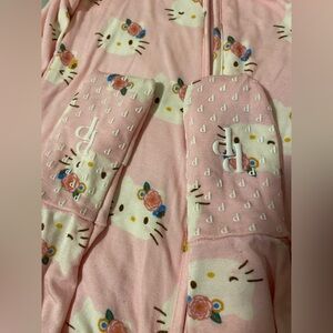 12-18 Convertible Posh Peanut Onesie